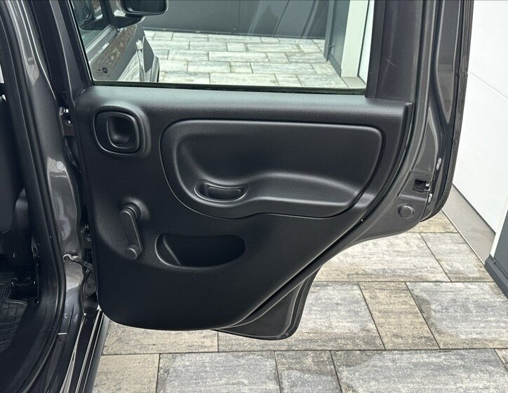 Fiat Panda Hatchback 875,0 63 kw