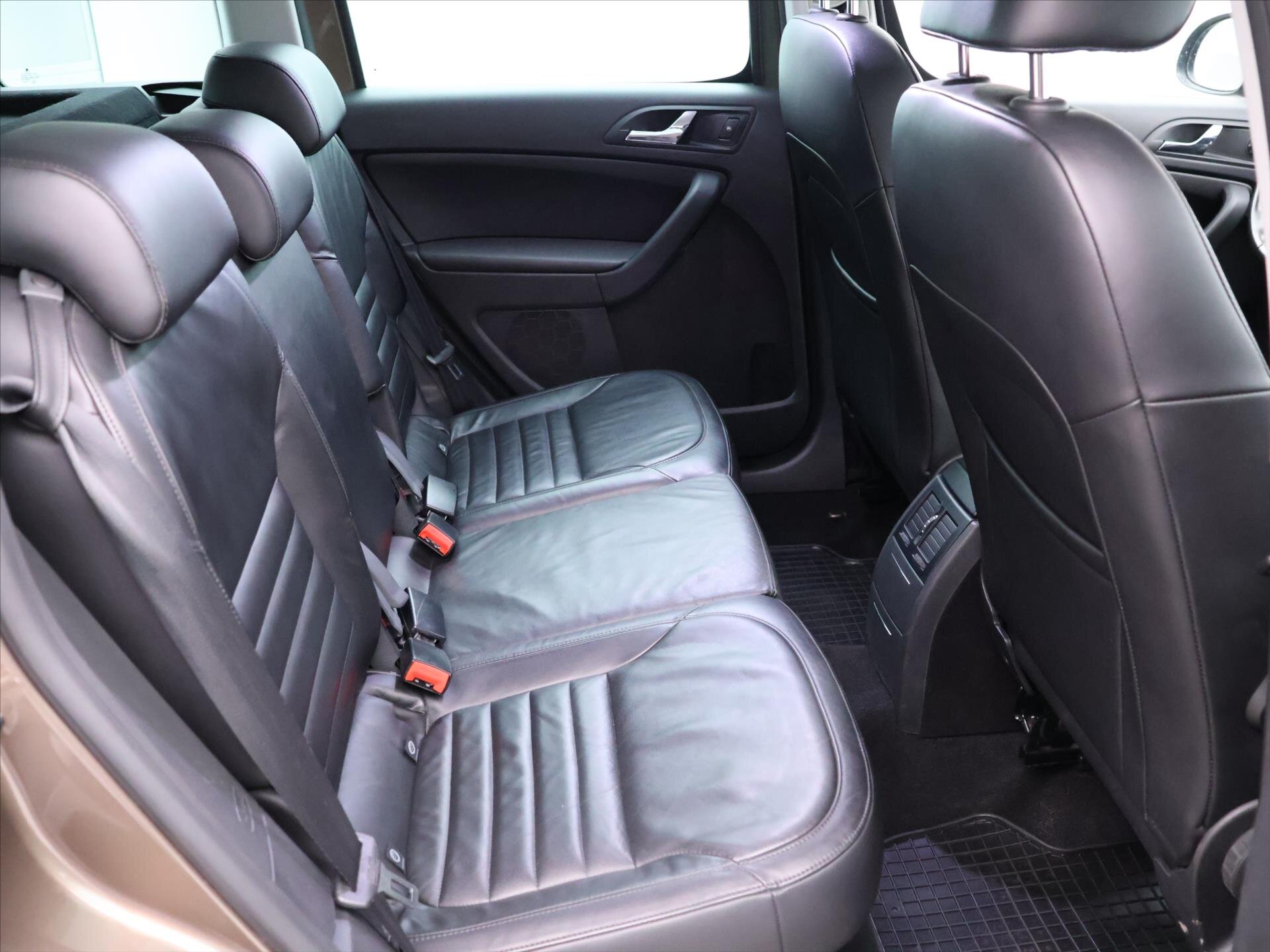 Škoda Yeti SUV / Terénní 1,4 l 90 kw