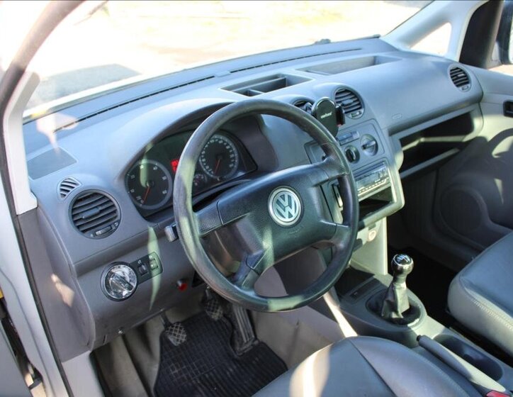 Volkswagen Caddy Skříň 2,0 l 51 kw