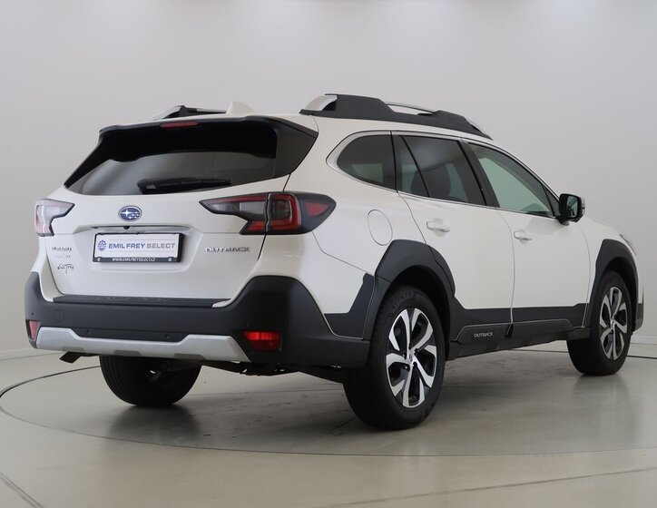 Subaru Outback Kombi 2,5 l 124 kw