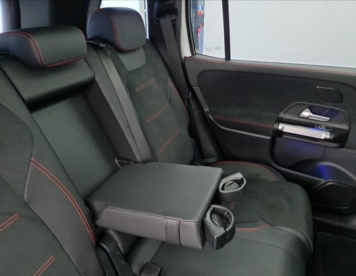 Mercedes-Benz EQB 19