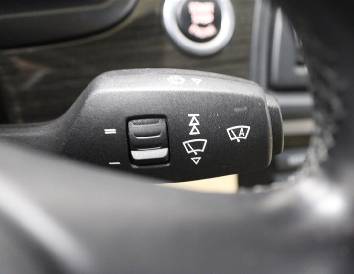 BMW Řada 5 Sedan / Limuzína 3,0 l 150 kw