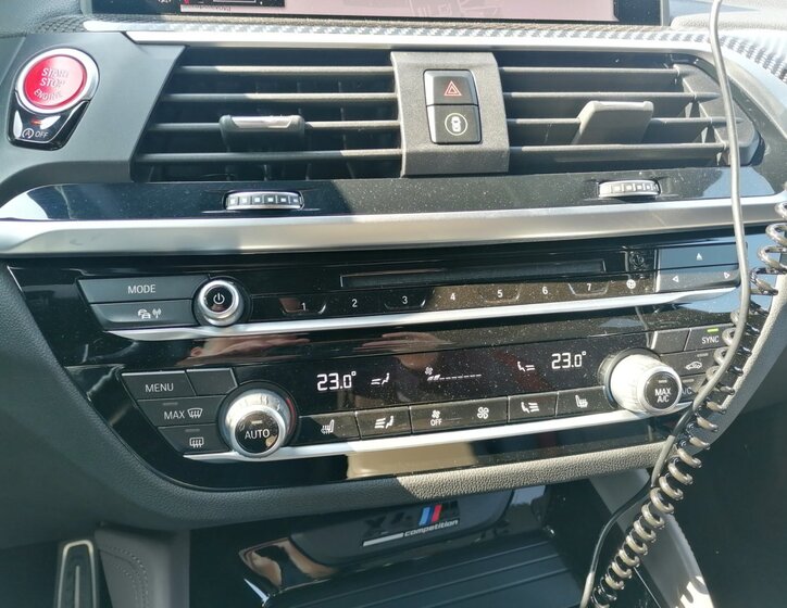 BMW X4 SUV / Terénní 3,0 l 375 kw