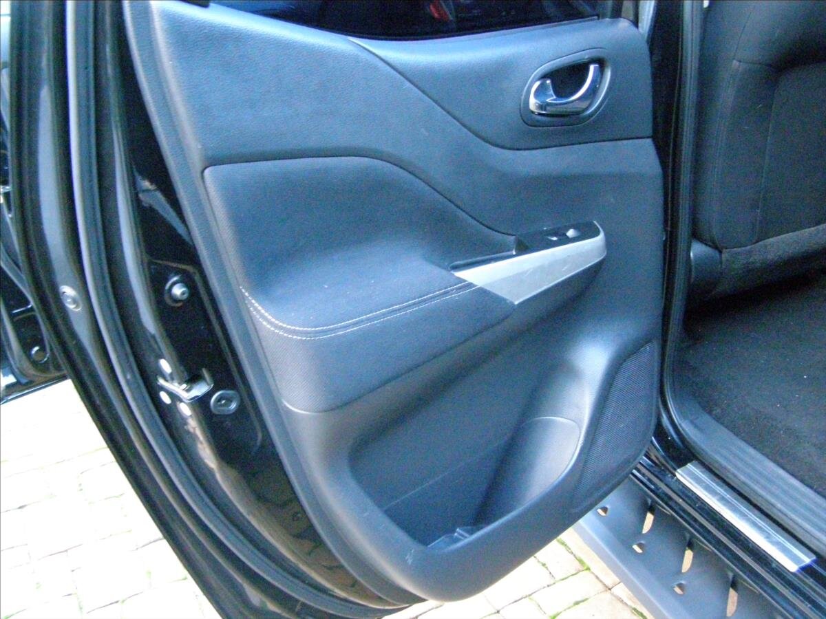 Nissan Navara Pick-up 2,3 l 140 kw