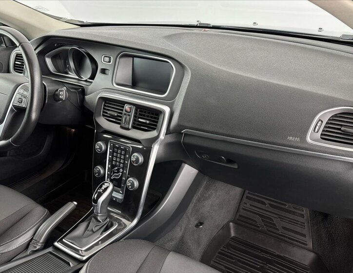 Volvo V40 Hatchback 2,0 l 88 kw