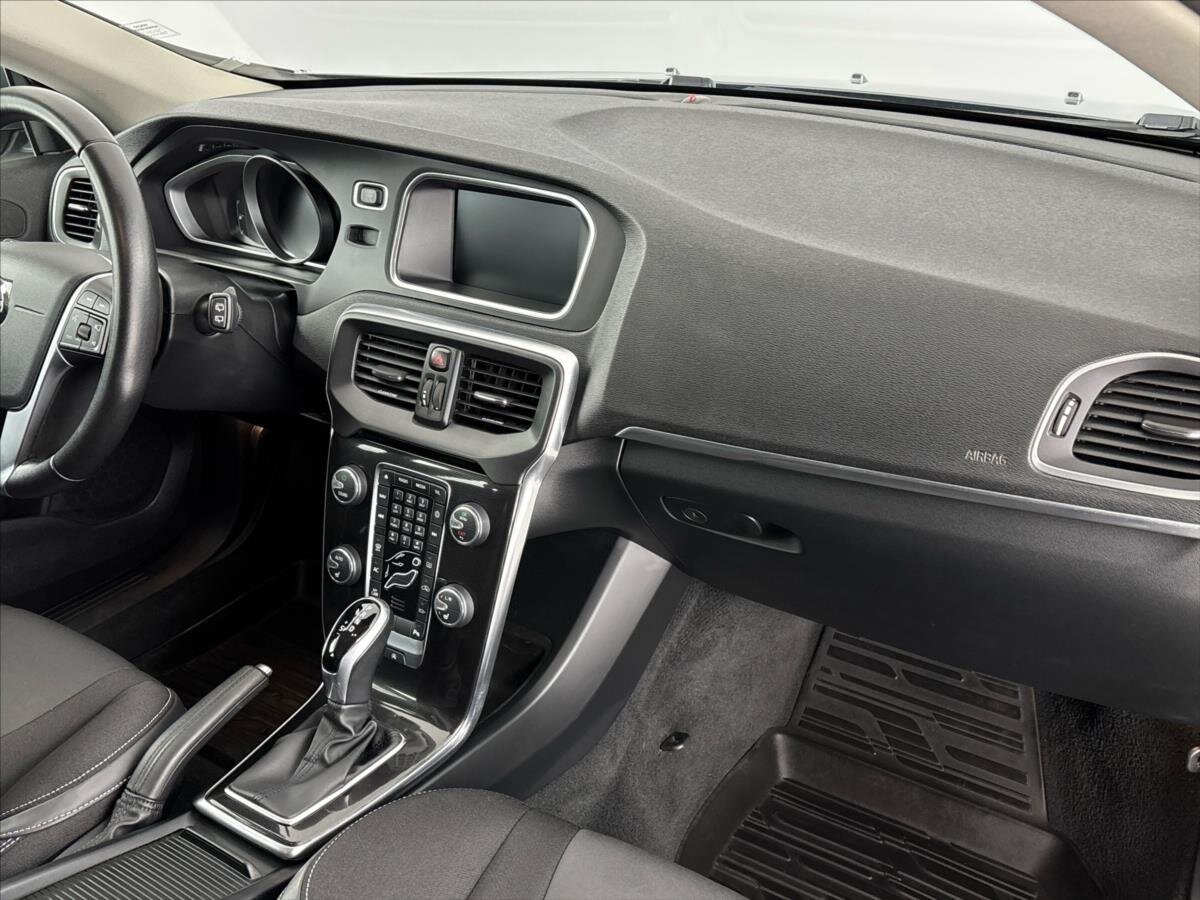 Volvo V40 Hatchback 2,0 l 88 kw