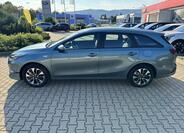 KIA Ceed 4