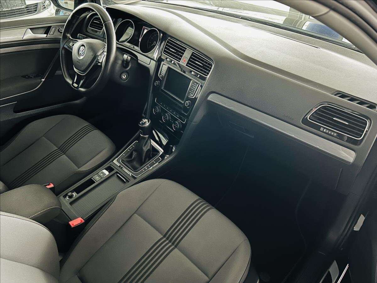 Volkswagen Golf Hatchback 1,4 l 92 kw