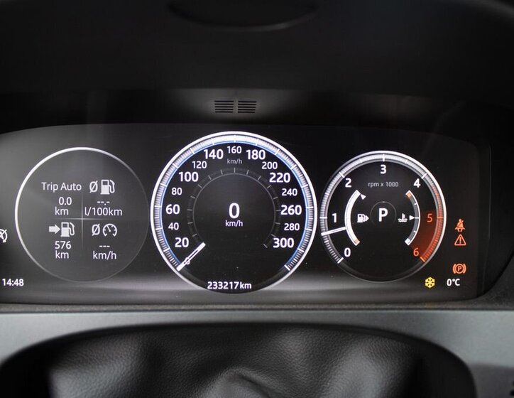 Jaguar F-Pace SUV 3,0 l 221 kw