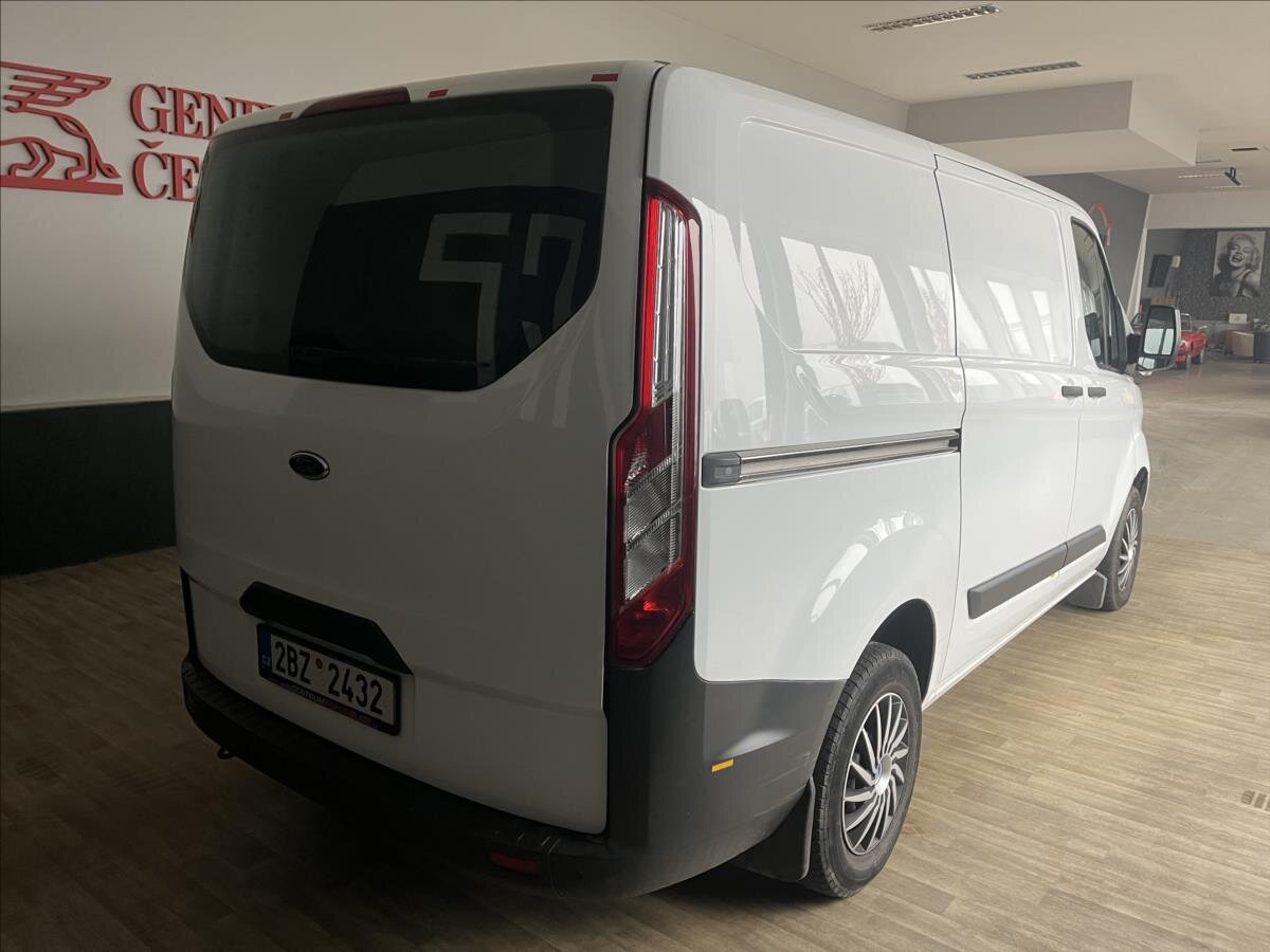 Ford Transit Custom Skříň 2,2 l 74 kw