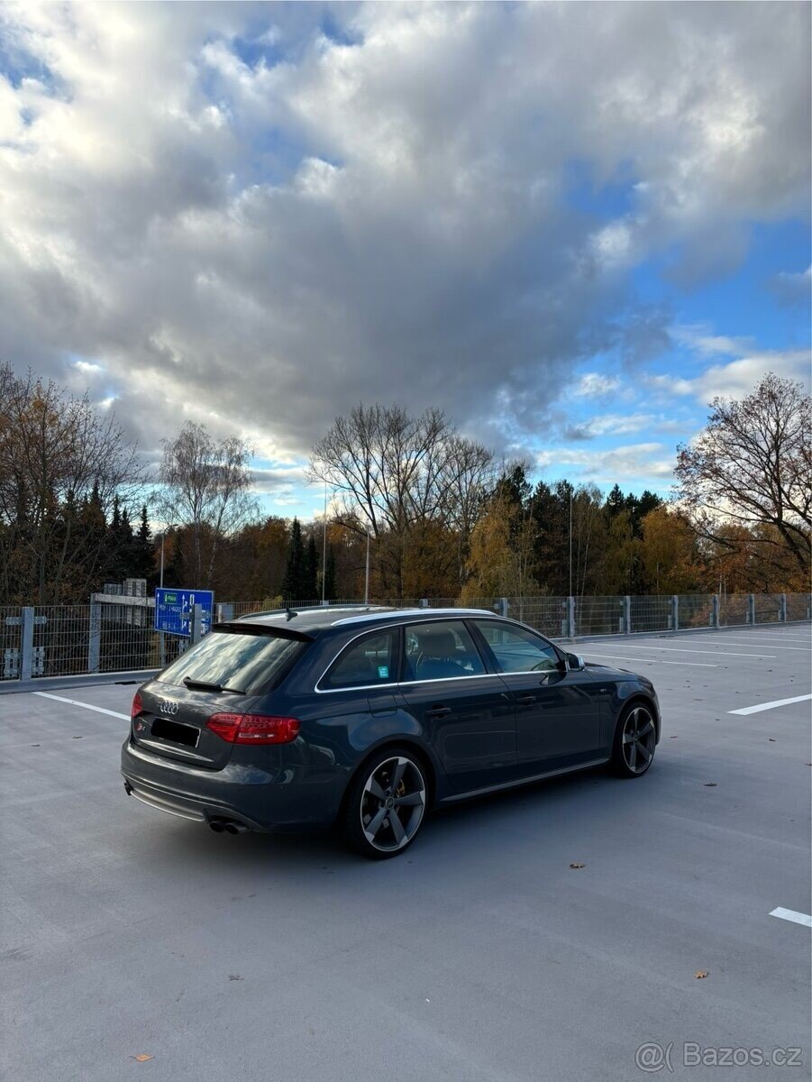 Audi S4 Kombi 0,0 245 kw