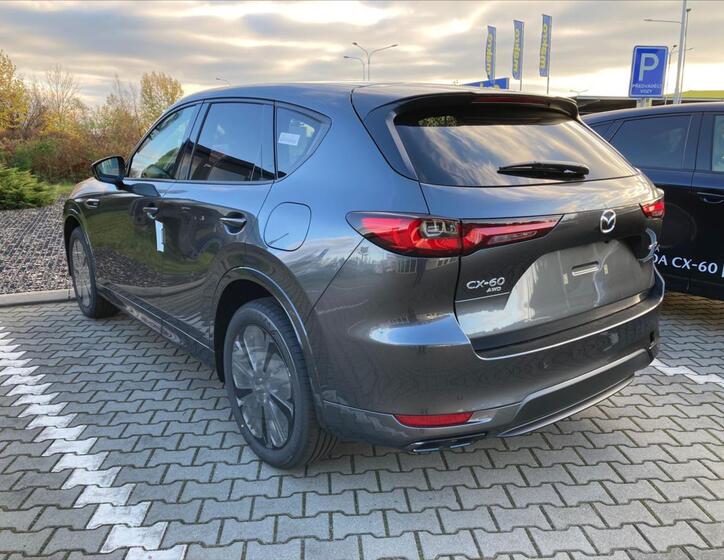 Mazda CX-60 4