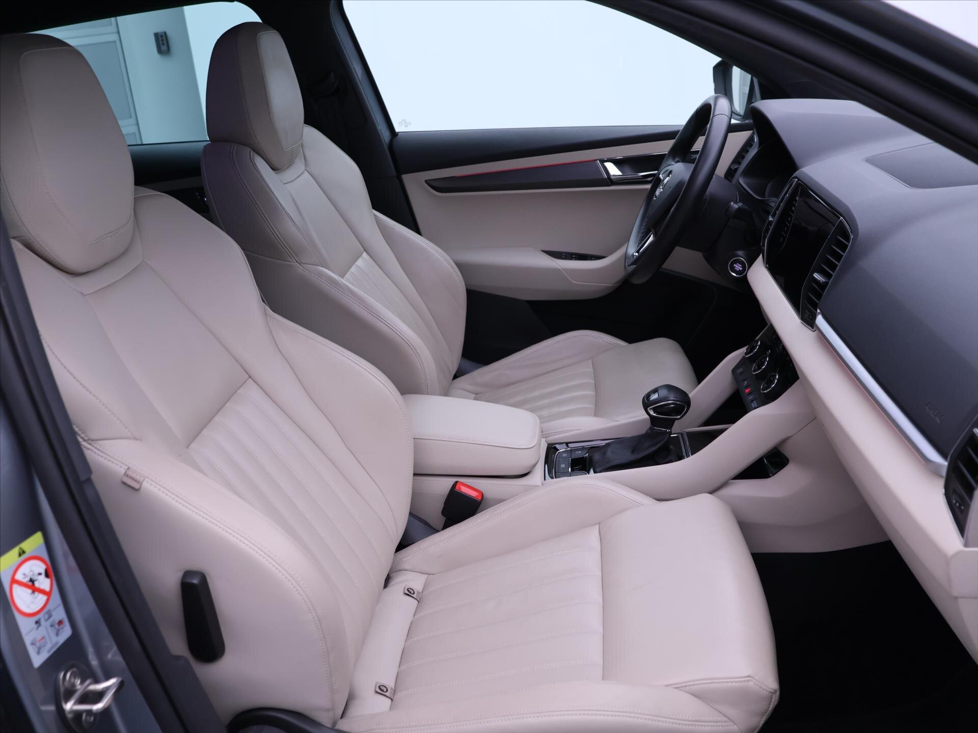 Škoda Karoq SUV 1,5 l 110 kw