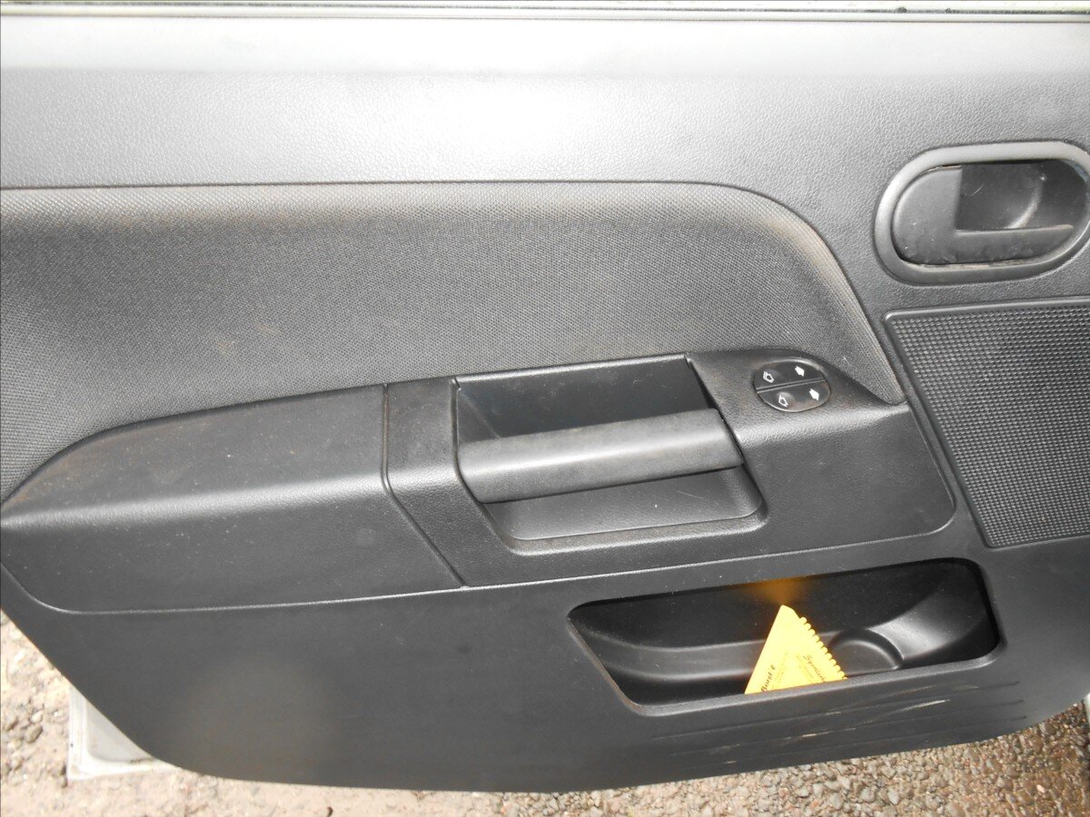 Ford Fusion Kombi 1,4 l 59 kw