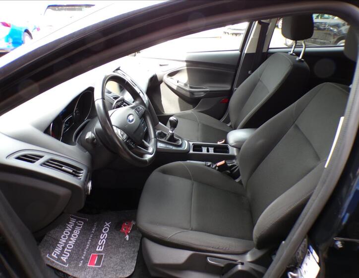 Ford Focus 16