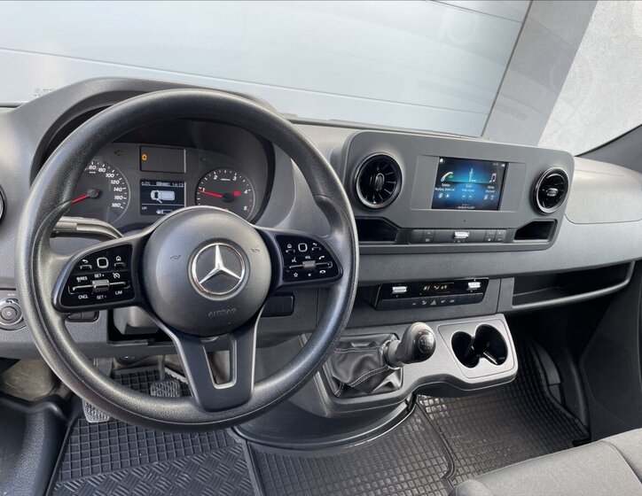 Mercedes-Benz Sprinter Skříň 2,1 l 105 kw