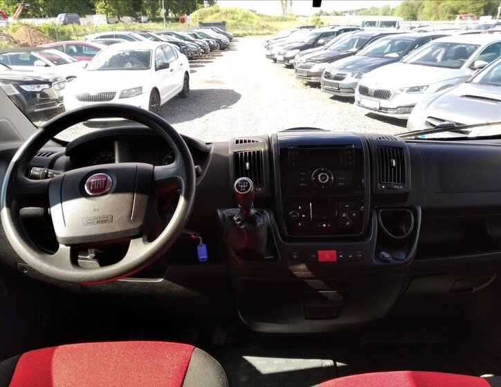 Fiat Ducato Kombi 2,0 l 85 kw