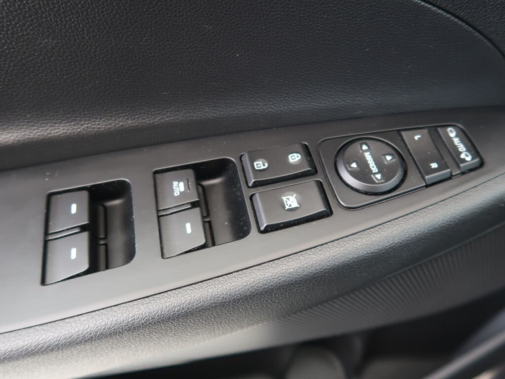 Hyundai Tucson SUV 2,0 l 100 kw