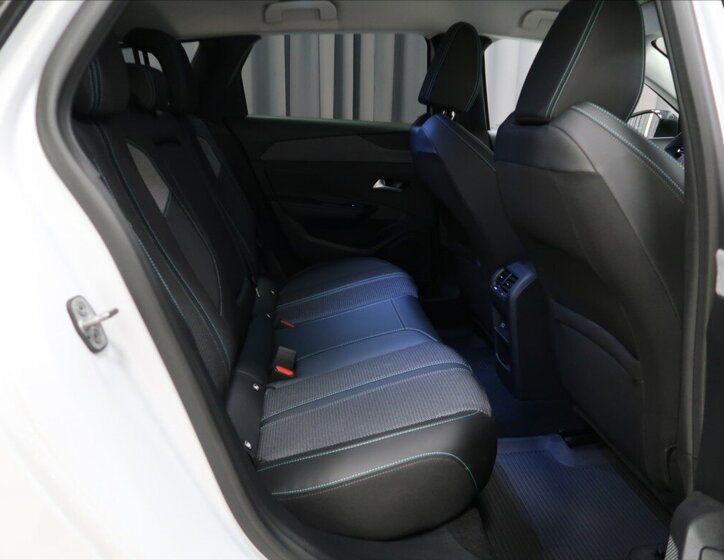 Peugeot 308 Kombi 1,2 l 96 kw