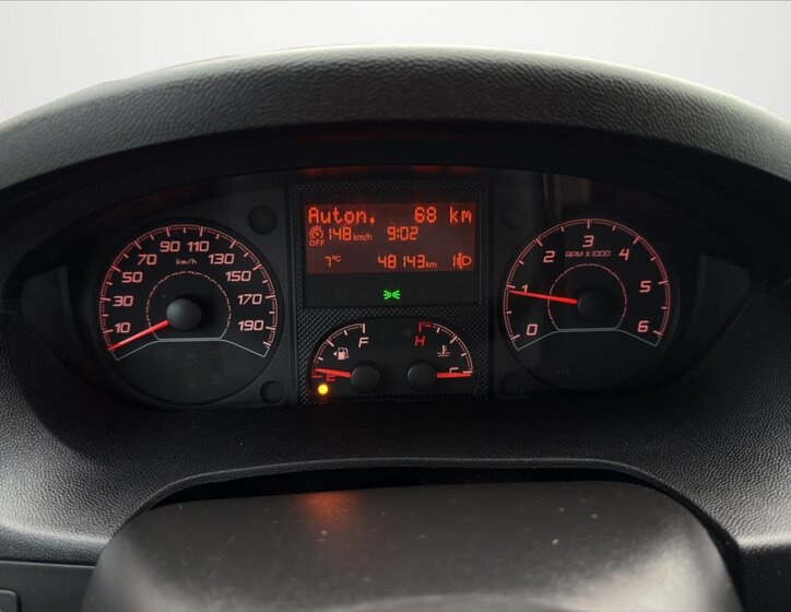 Opel Movano Skříň 2,2 l 103 kw