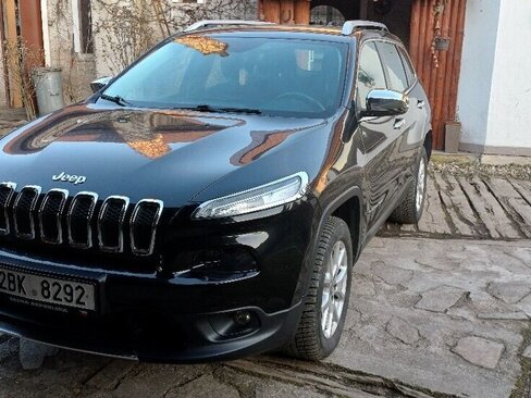 Jeep Cherokee SUV / Terénní 0,0 103 kw