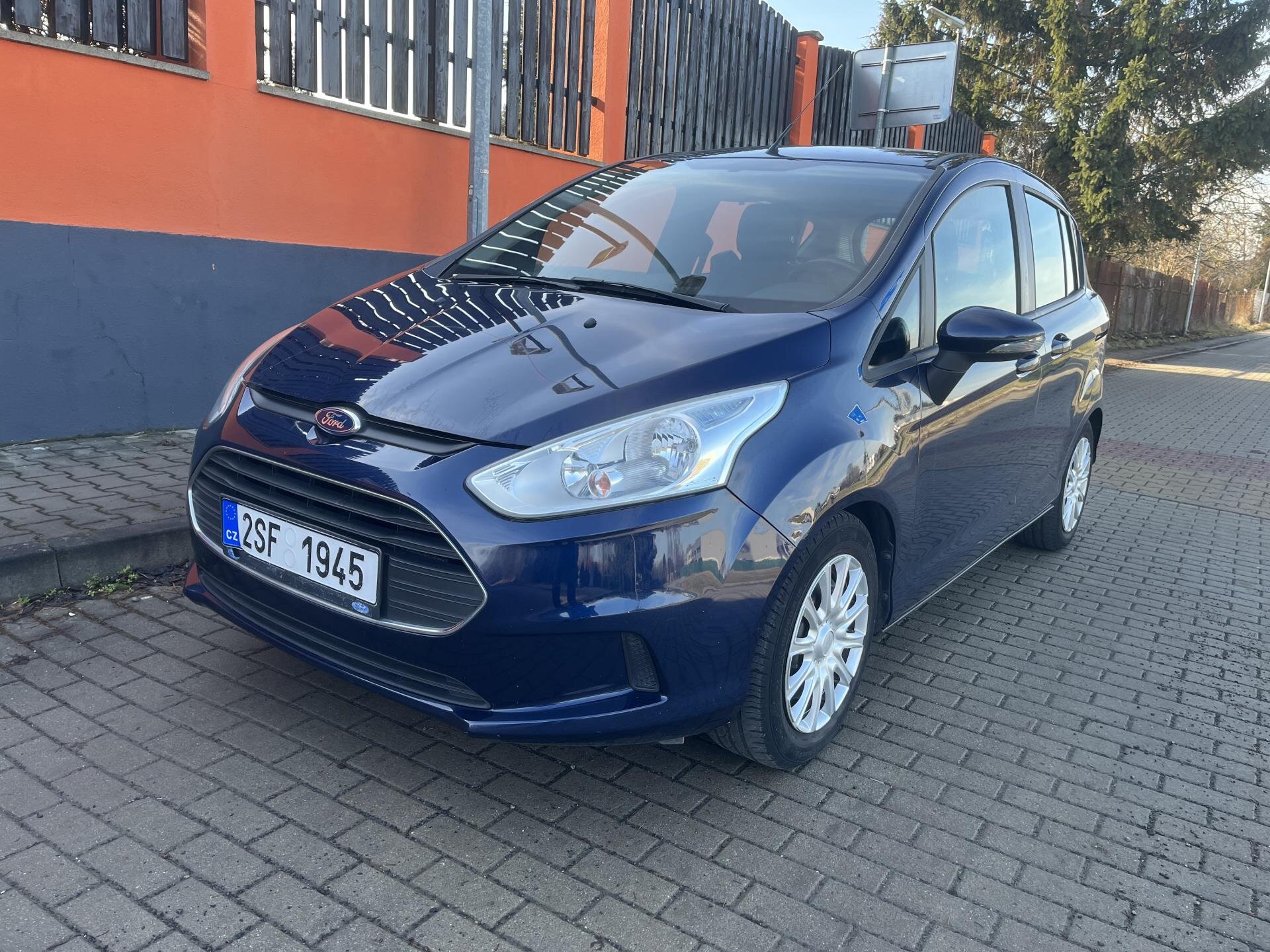 Ford B-MAX Kombi 1,5 l 55 kw