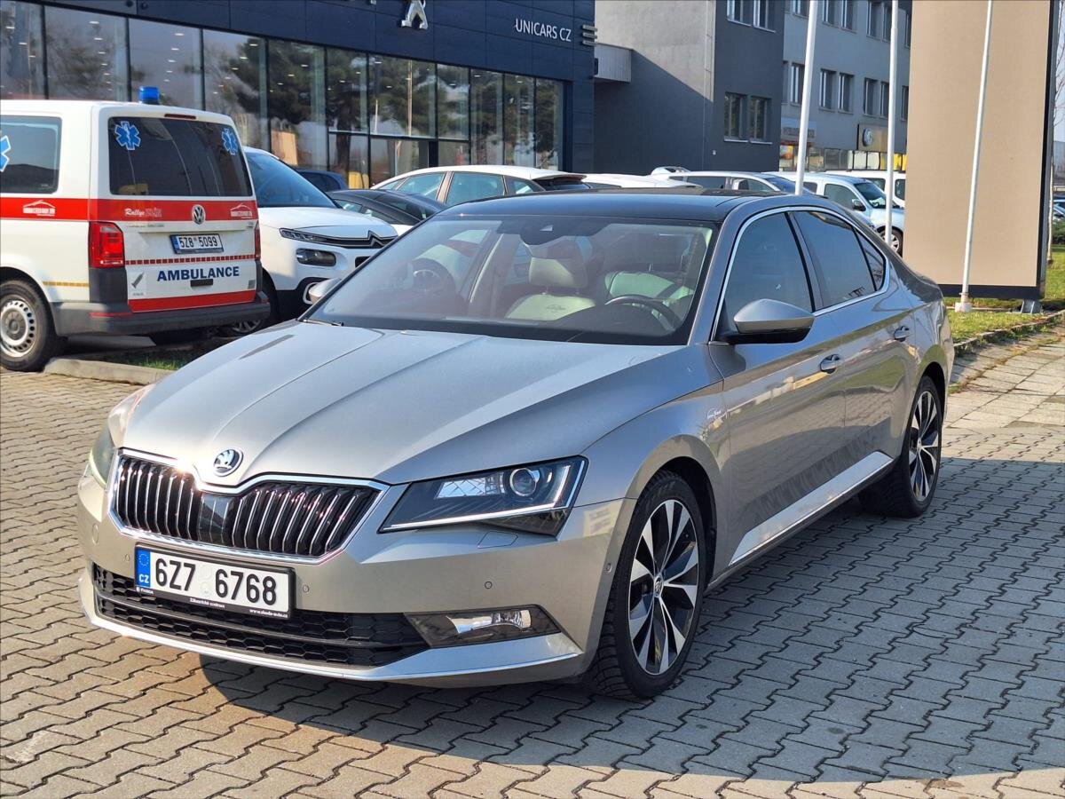 Škoda Superb Sedan / Limuzína 2,0 l 140 kw