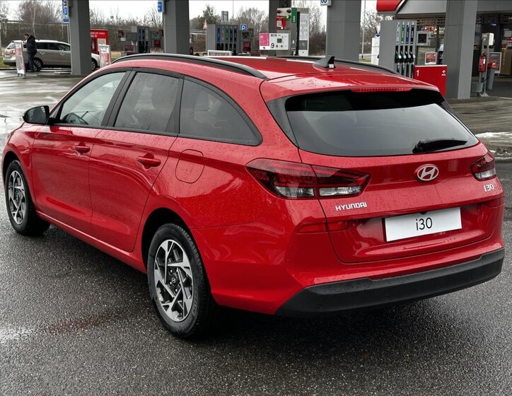 Hyundai i30 Kombi 1,5 l 70 kw