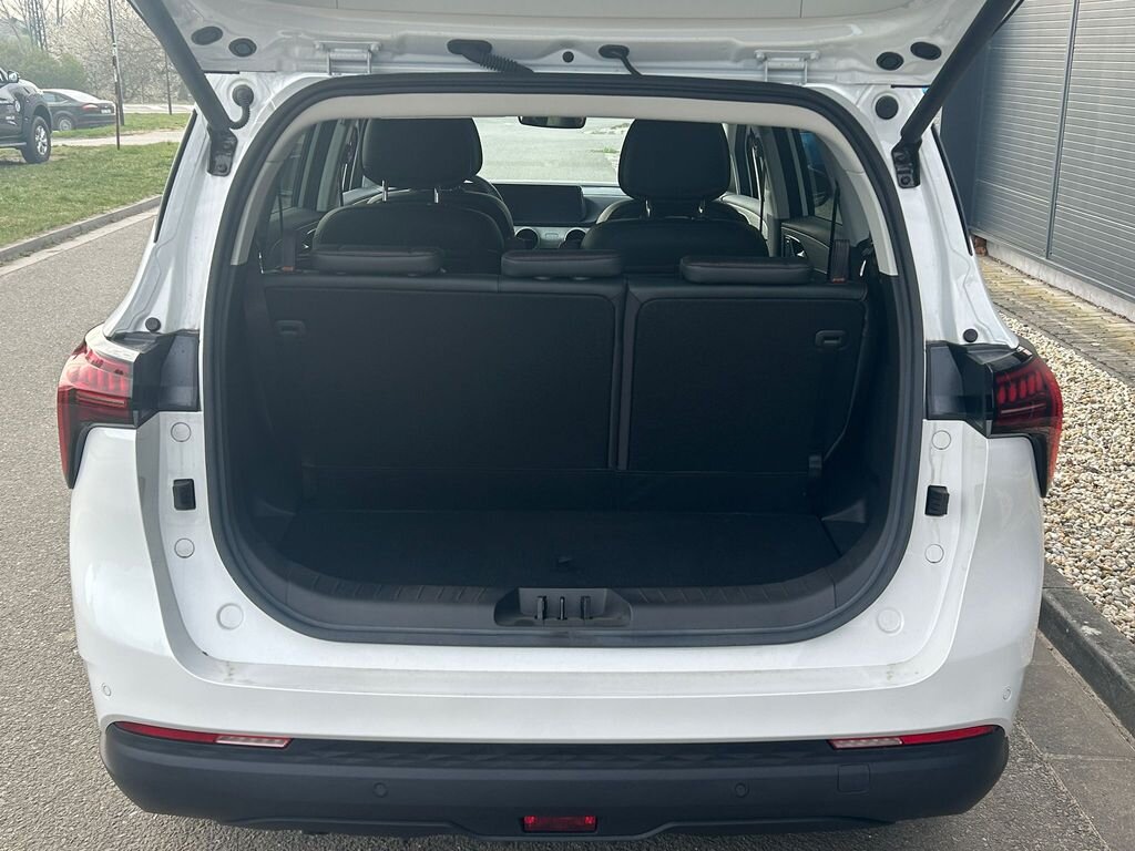 Dongfeng Ostatní MPV 1,5 l 180 kw