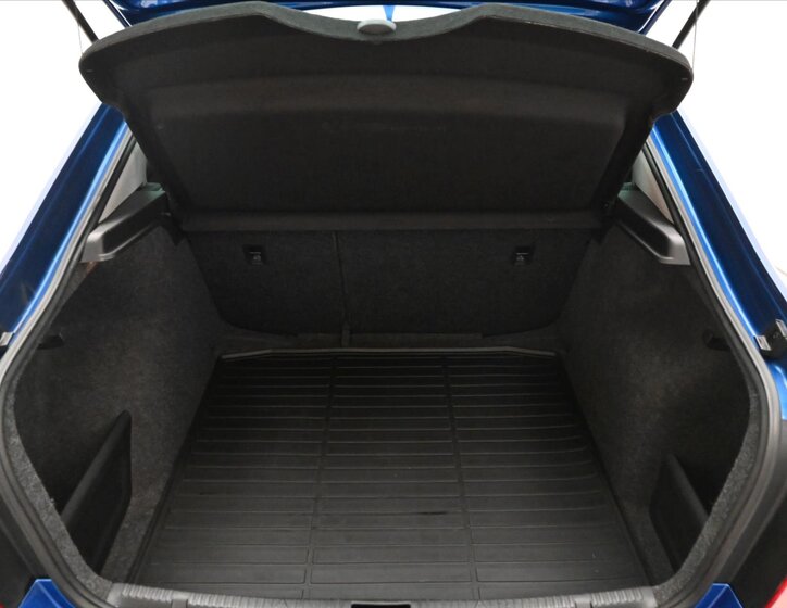 Škoda Rapid Sedan / Limuzína 1,2 l 63 kw