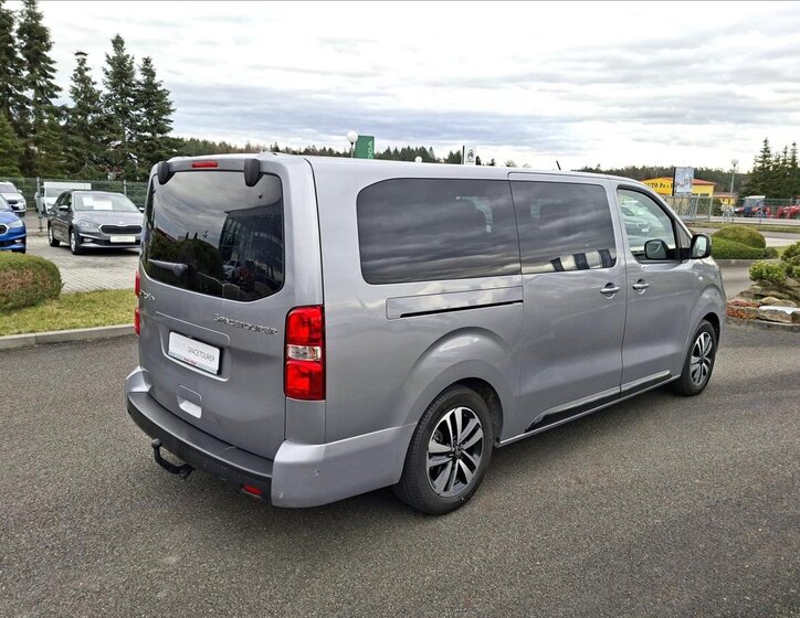Citroën SpaceTourer MPV 2,0 l 130 kw