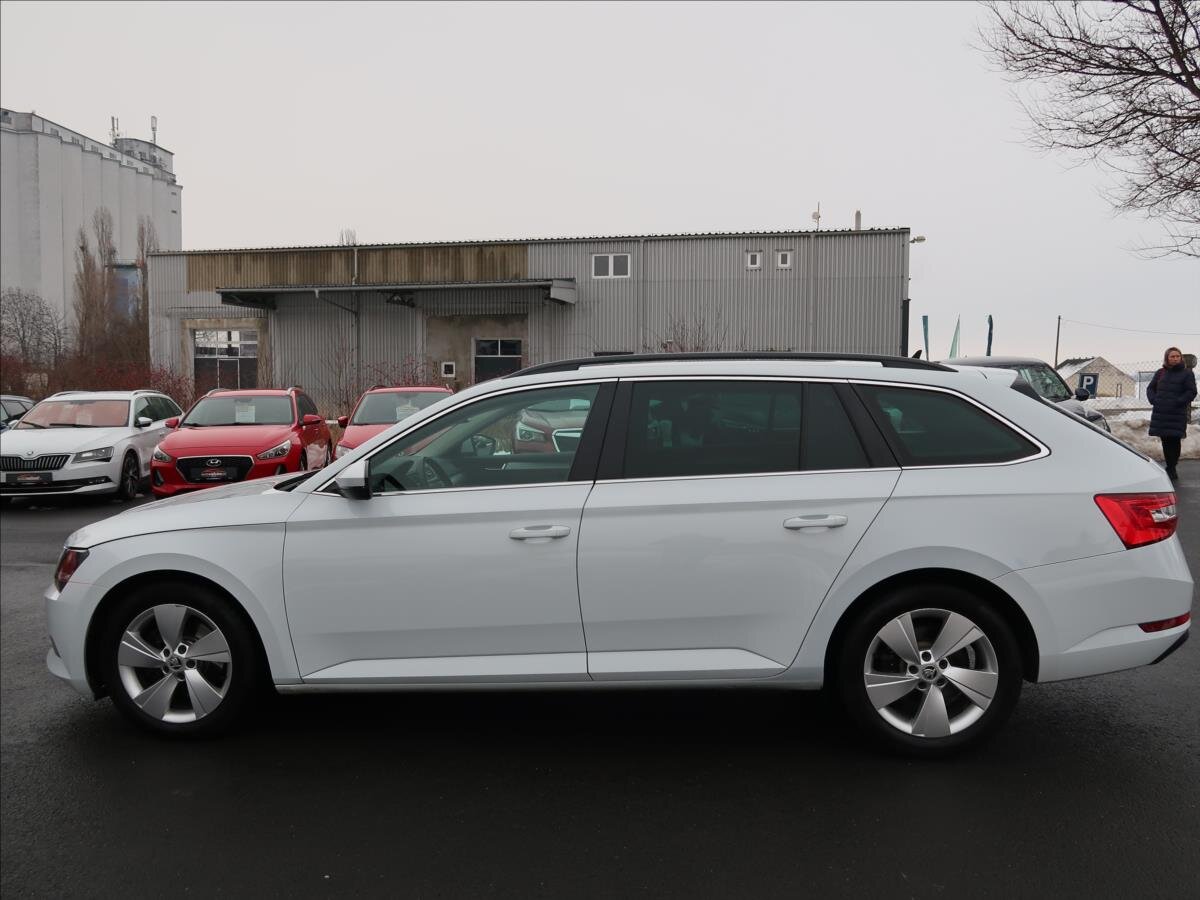 Škoda Superb Kombi 2,0 l 110 kw