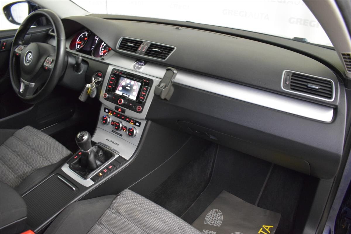 Volkswagen Passat Kombi 2,0 l 103 kw