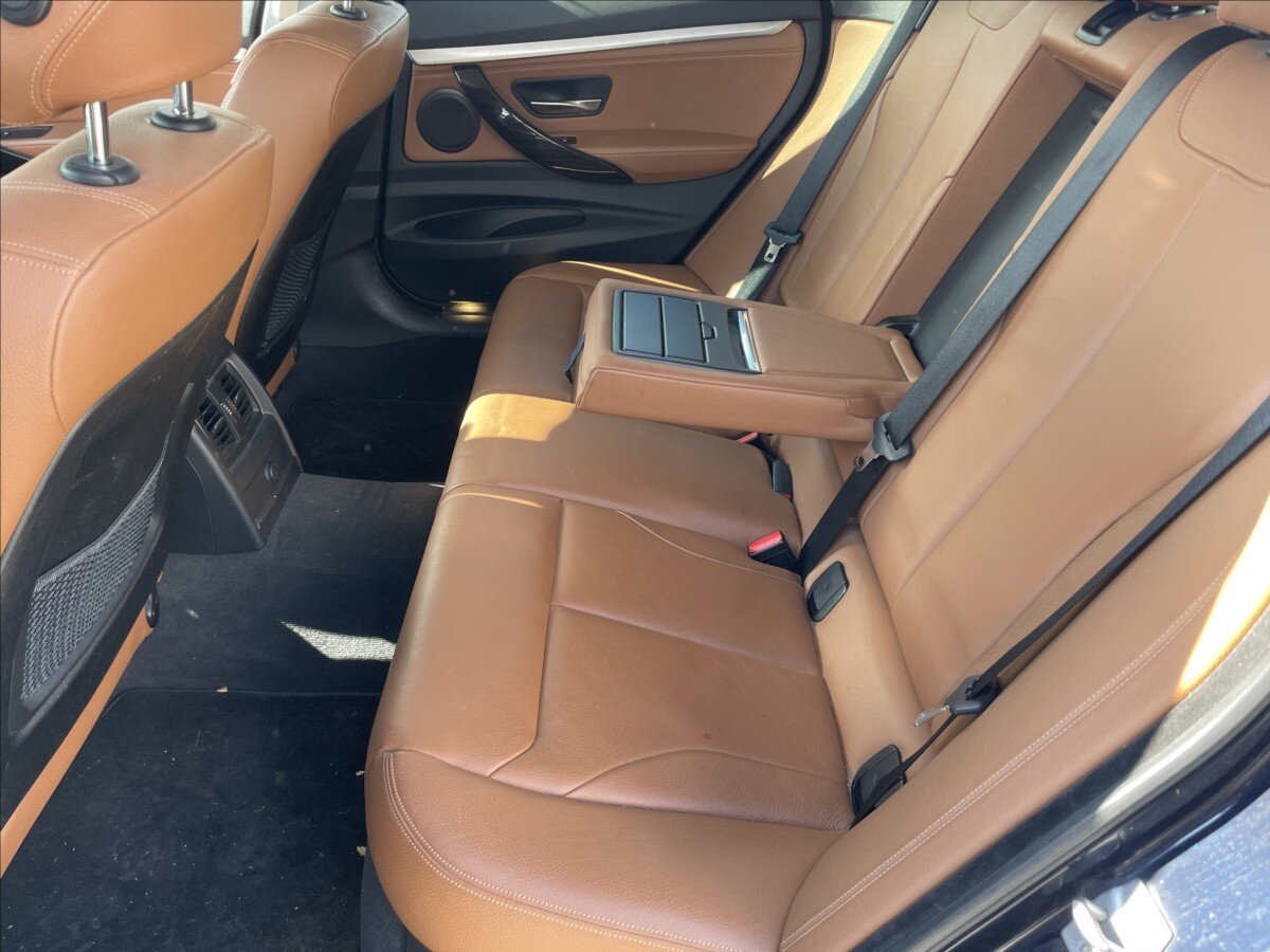 BMW Řada 3 Sedan / Limuzína 3,0 l 225 kw