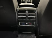 Volkswagen Passat Sedan / Limuzína 2,0 l 176 kw