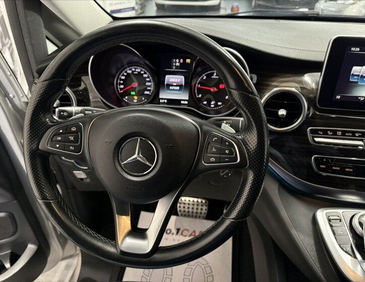 Mercedes-Benz Třídy V 8