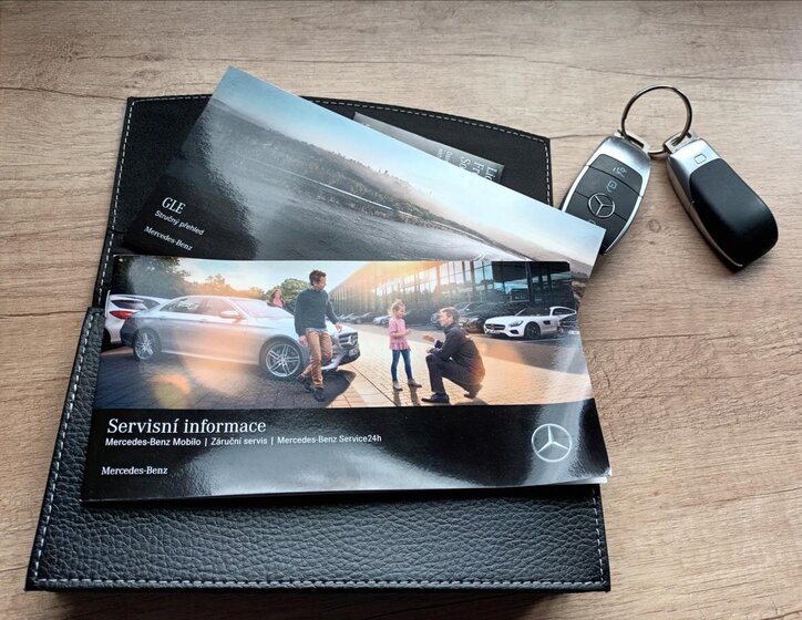 Mercedes-Benz GLC SUV / Terénní 2,0 l 180 kw