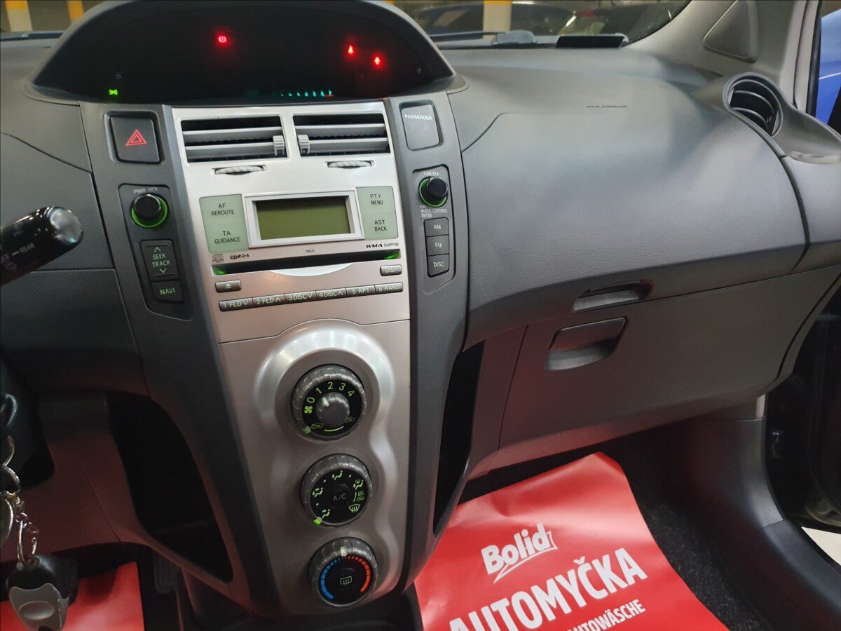 Toyota Yaris Hatchback 998,0 51 kw