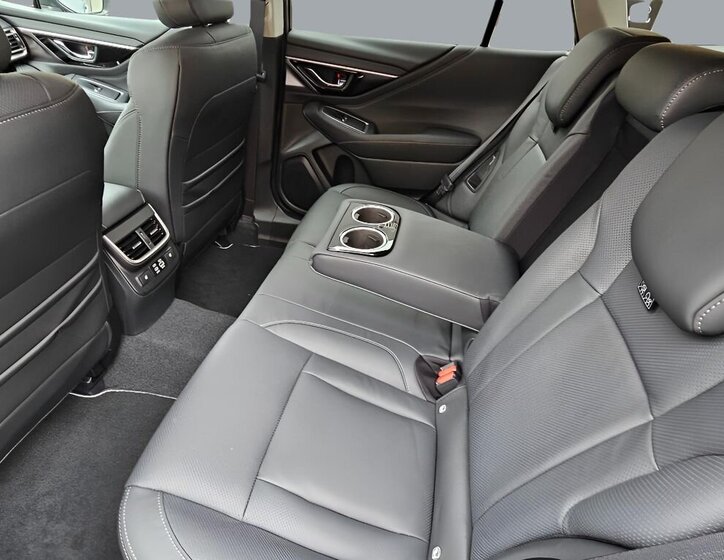 Subaru Outback SUV 2,5 l 124 kw