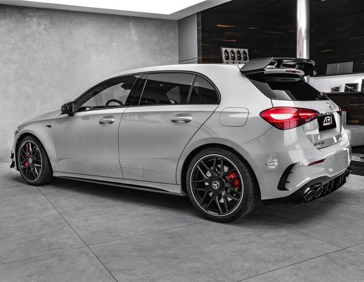 Mercedes-Benz Třídy A Hatchback 2,0 l 310 kw