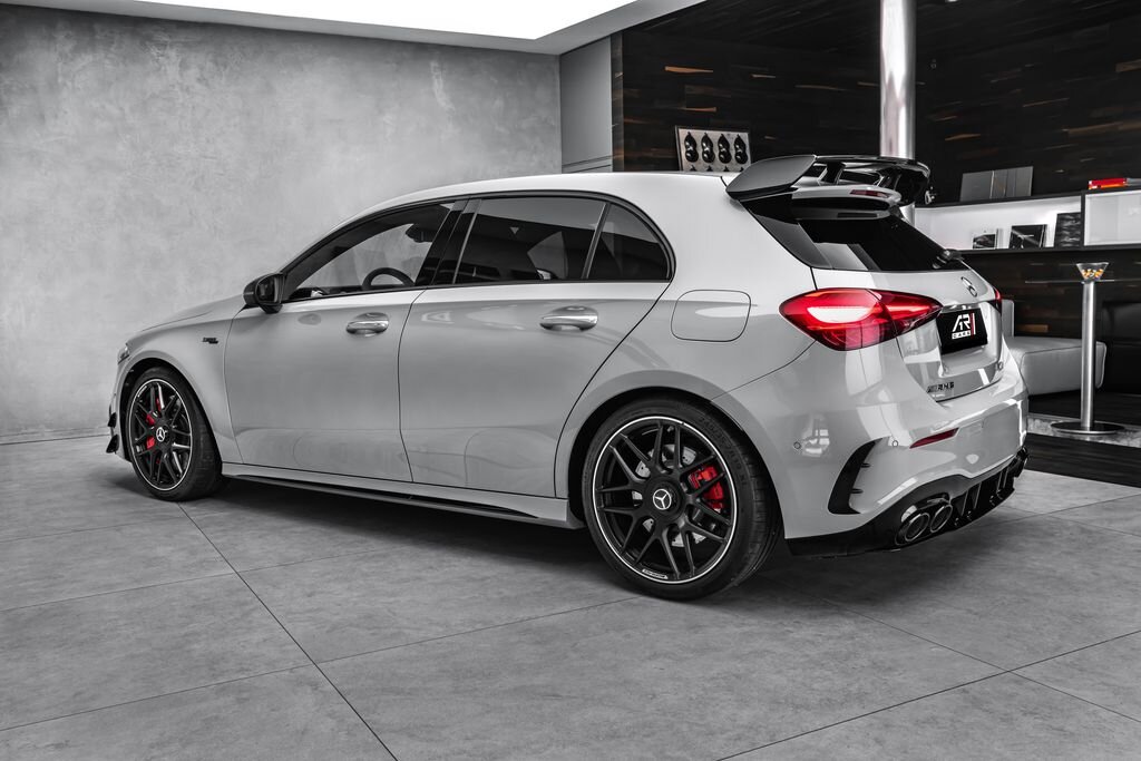 Mercedes-Benz Třídy A Hatchback 2,0 l 310 kw