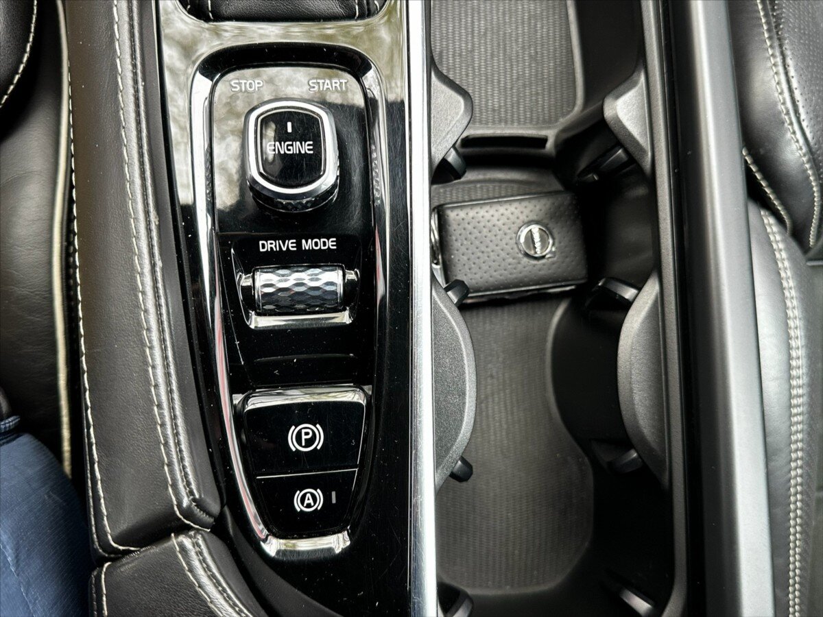 Volvo XC90 Ostatní 2,0 l 173 kw