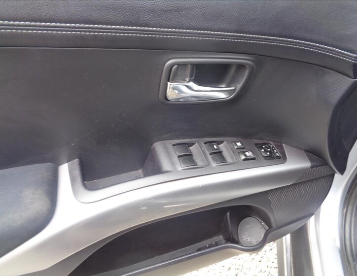 Mitsubishi Outlander Ostatní 2,3 l 130 kw
