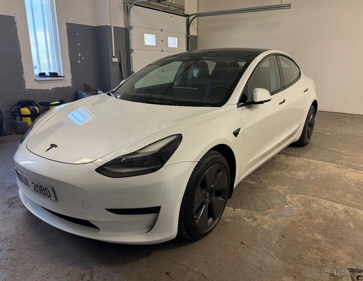 Tesla Model 3 Sedan 0,0 88 kw