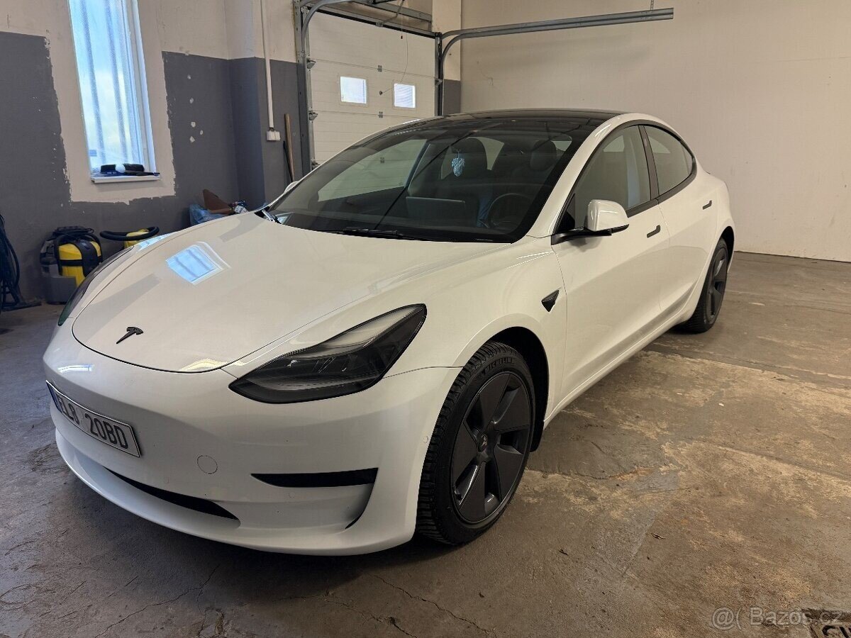 Tesla Model 3 Sedan 0,0 88 kw