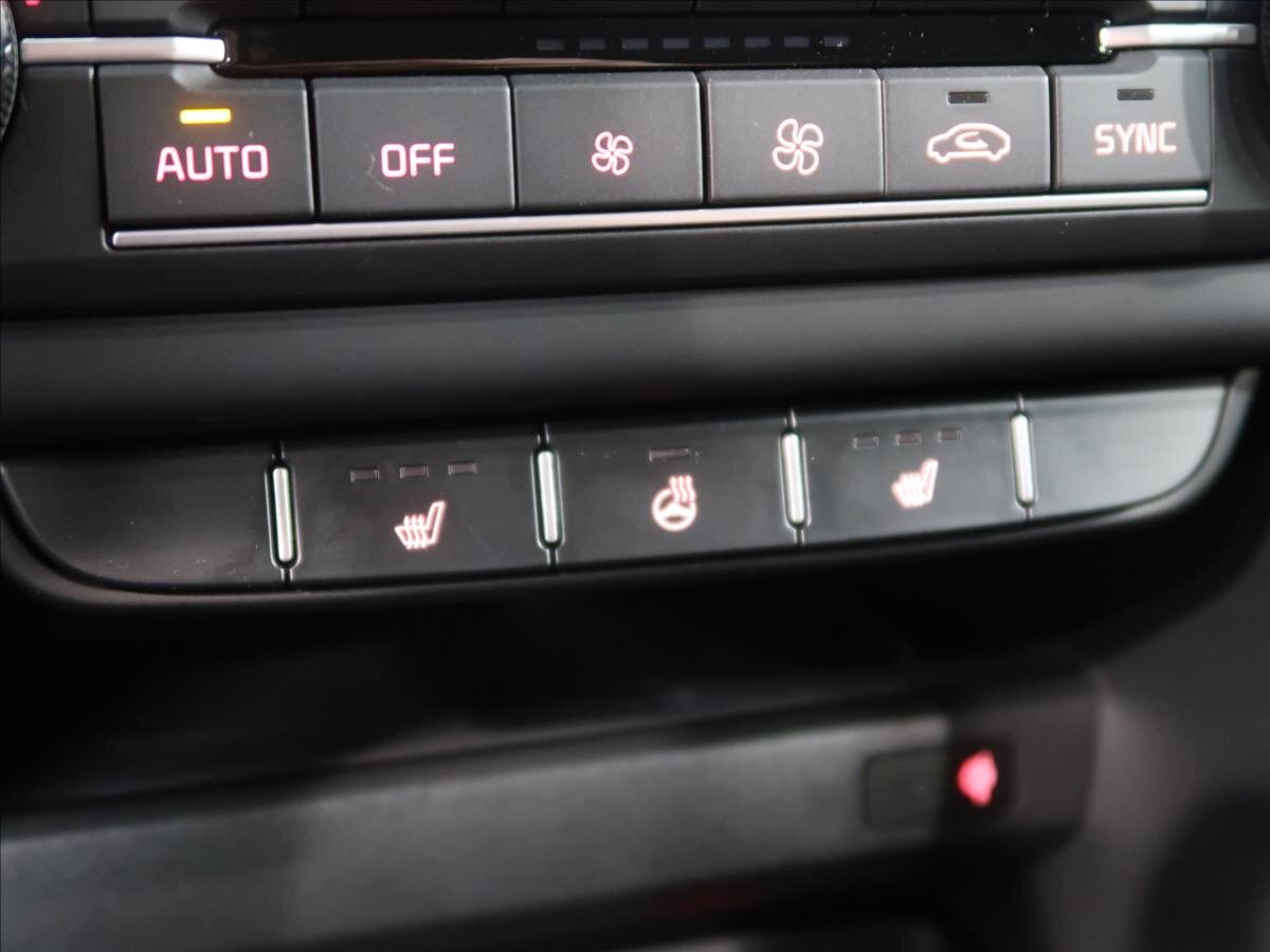 KIA Ceed Kombi 1,5 l 103 kw