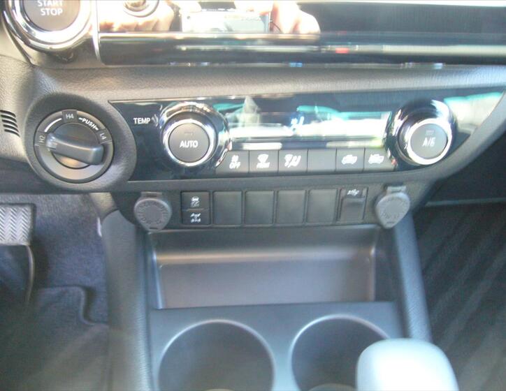 Toyota Hilux Pick-up 4,0 l 170 kw