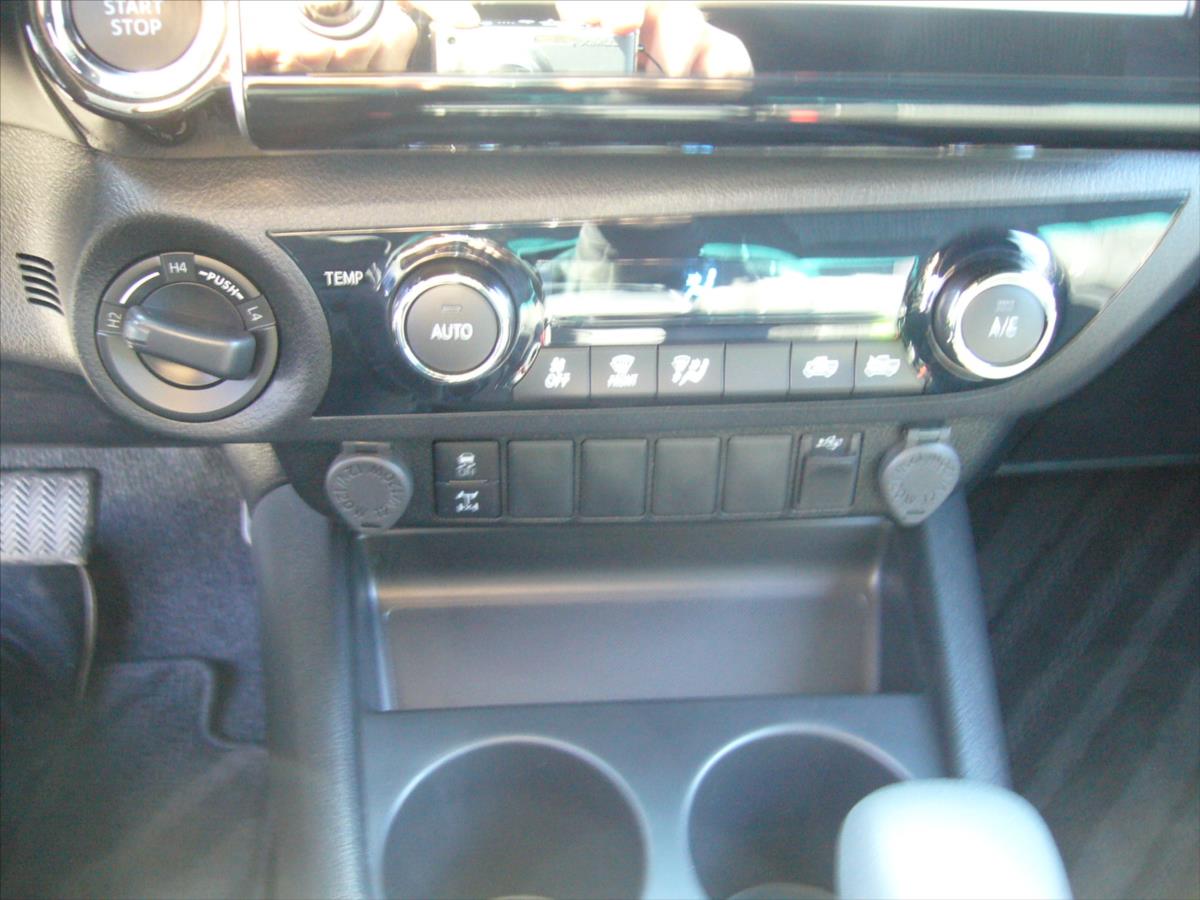 Toyota Hilux Pick-up 4,0 l 170 kw