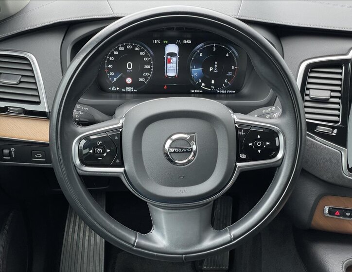 Volvo XC90 SUV 2,0 l 173 kw