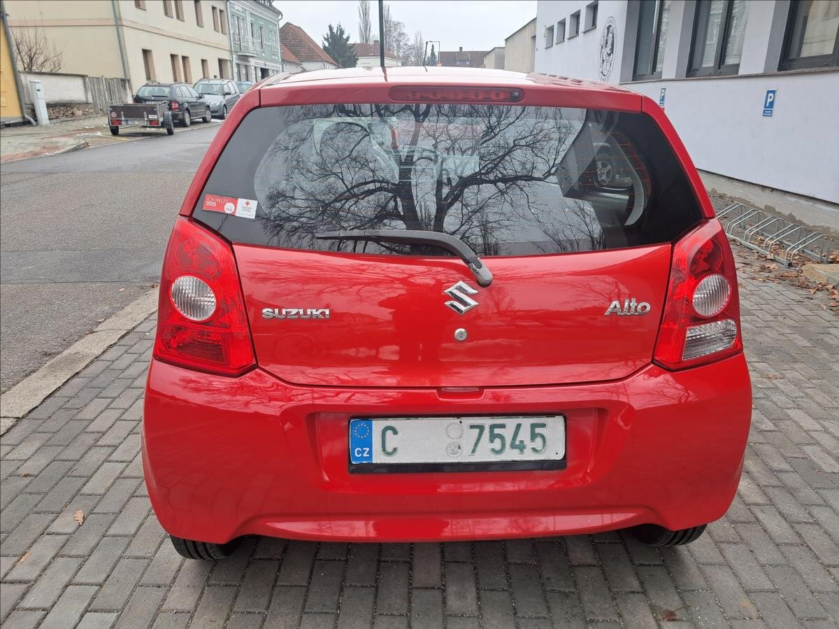 Suzuki Alto Hatchback 996,0 50 kw